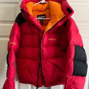 Vintage MARMOT PARBAT hooded down jacket, S